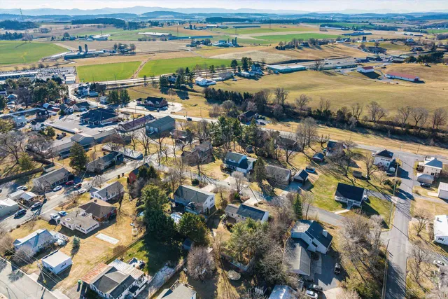 $399,900 | 60 Stover Street, Dayton, VA 22821