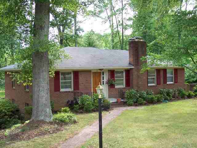 4 Berryhill Road Greenville, SC 29615 - Photo 1 of 9 Gallery Image 1