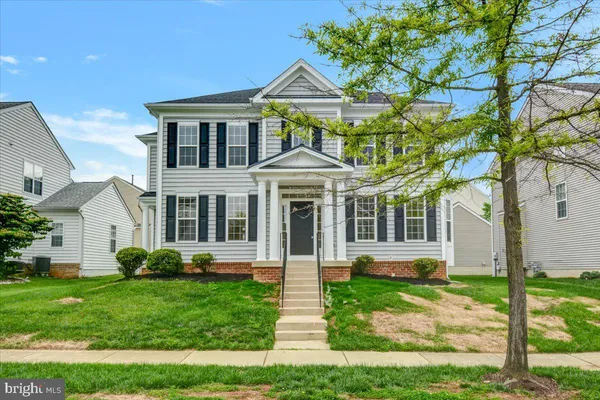 $2,695 | 240 Davis Street, Charles Town, WV 25414