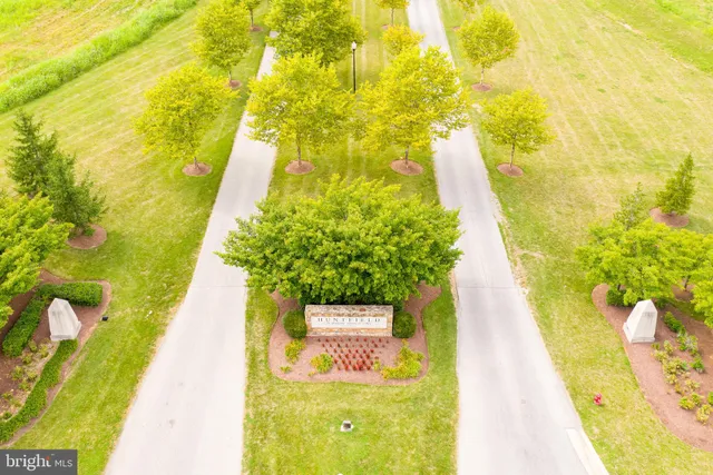 $2,895 | 240 Davis Street, Charles Town, WV 25414