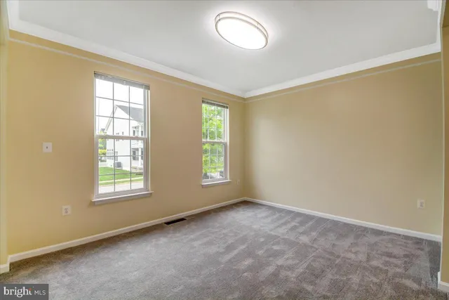 $2,895 | 240 Davis Street, Charles Town, WV 25414