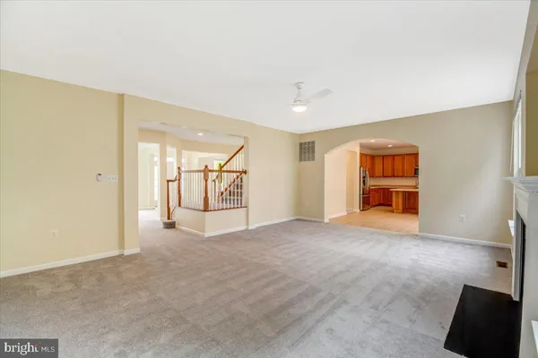 $2,695 | 240 Davis Street, Charles Town, WV 25414