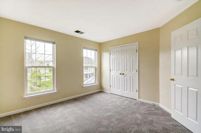 $2,895 | 240 Davis Street, Charles Town, WV 25414