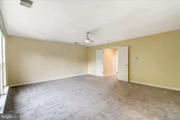 $2,695 | 240 Davis Street, Charles Town, WV 25414