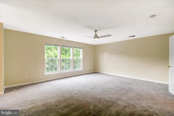 $2,695 | 240 Davis Street, Charles Town, WV 25414