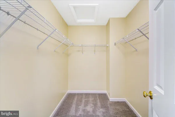 $2,695 | 240 Davis Street, Charles Town, WV 25414