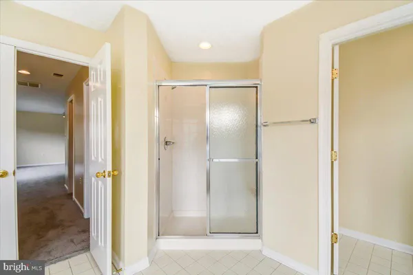 $2,695 | 240 Davis Street, Charles Town, WV 25414