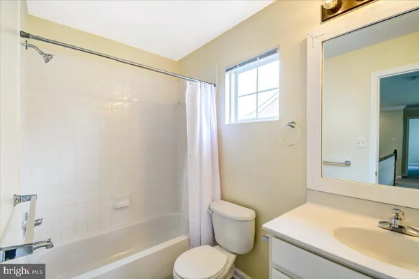 $2,695 | 240 Davis Street, Charles Town, WV 25414