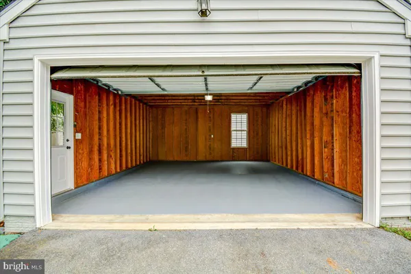 $2,695 | 240 Davis Street, Charles Town, WV 25414