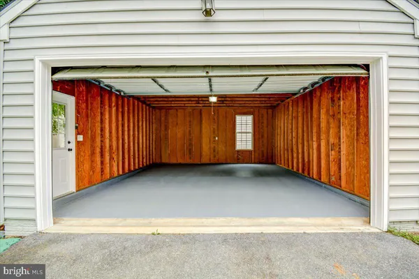 $2,695 | 240 Davis Street, Charles Town, WV 25414