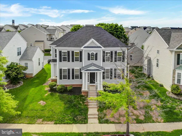 $2,695 | 240 Davis Street, Charles Town, WV 25414