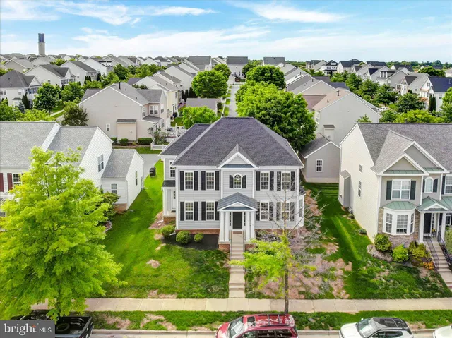 $2,895 | 240 Davis Street, Charles Town, WV 25414