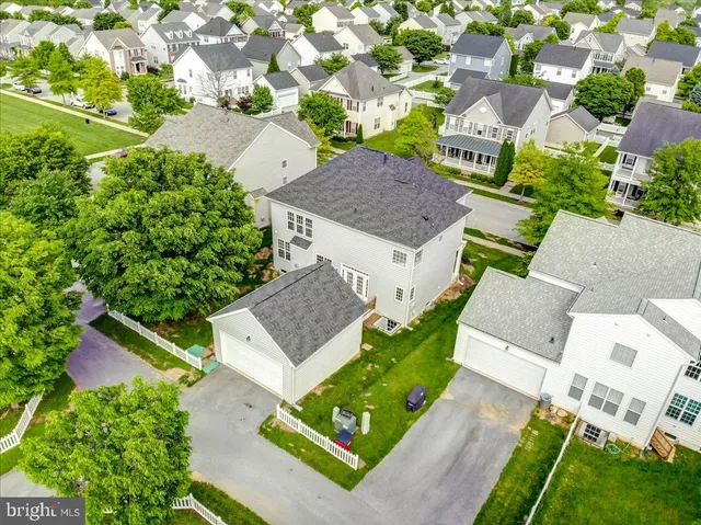 $2,895 | 240 Davis Street, Charles Town, WV 25414