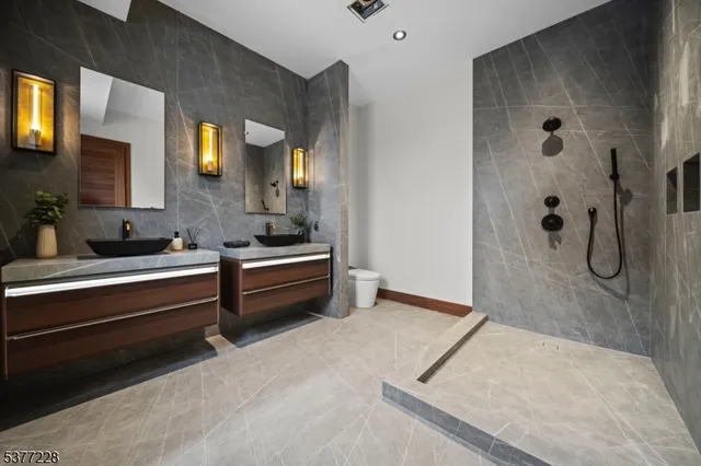 $1,399,000 | 91 Hancock Avenue, Unit 1, Jersey City, NJ 07307