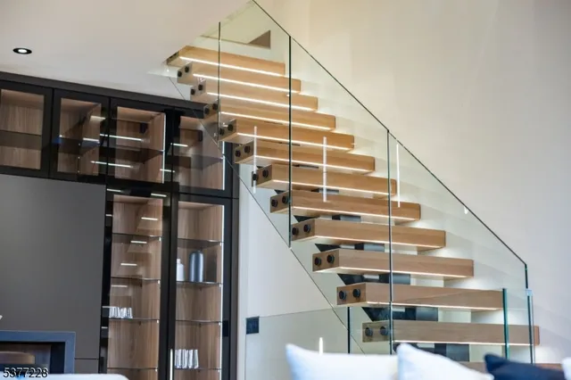 $1,399,000 | 91 Hancock Avenue, Unit 1, Jersey City, NJ 07307