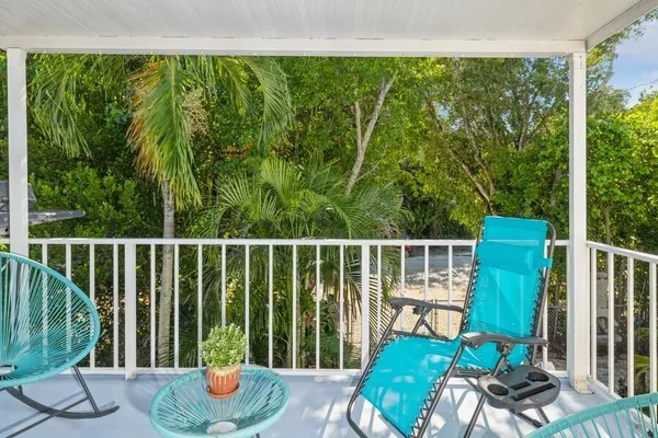 $3,200 | 133 East Silver Palm Avenue, Tavernier, FL 33070