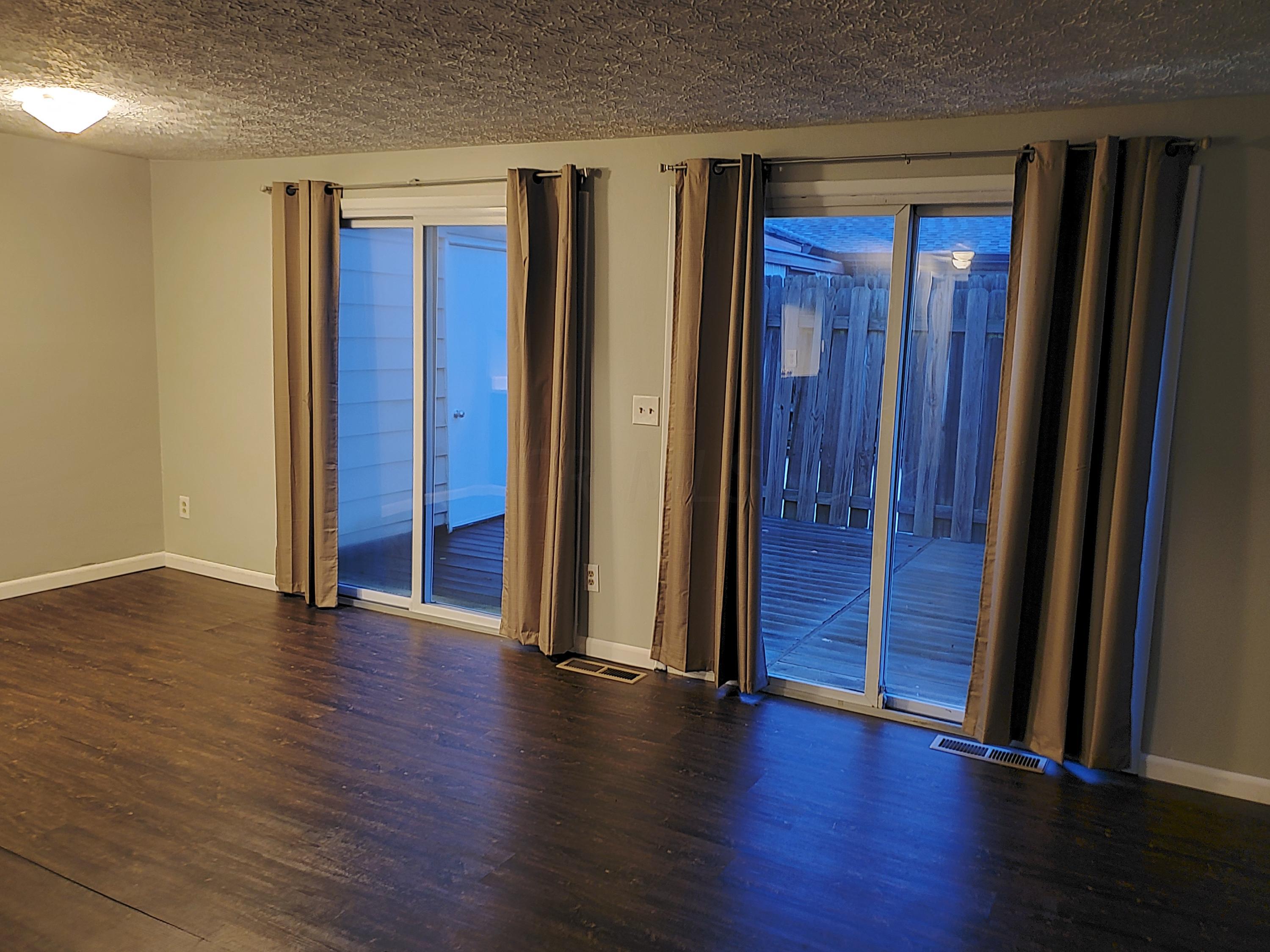 659 Cherry Ridge Road, Unit A Columbus, OH 43228 - Photo 4 of 13 Gallery Image 4