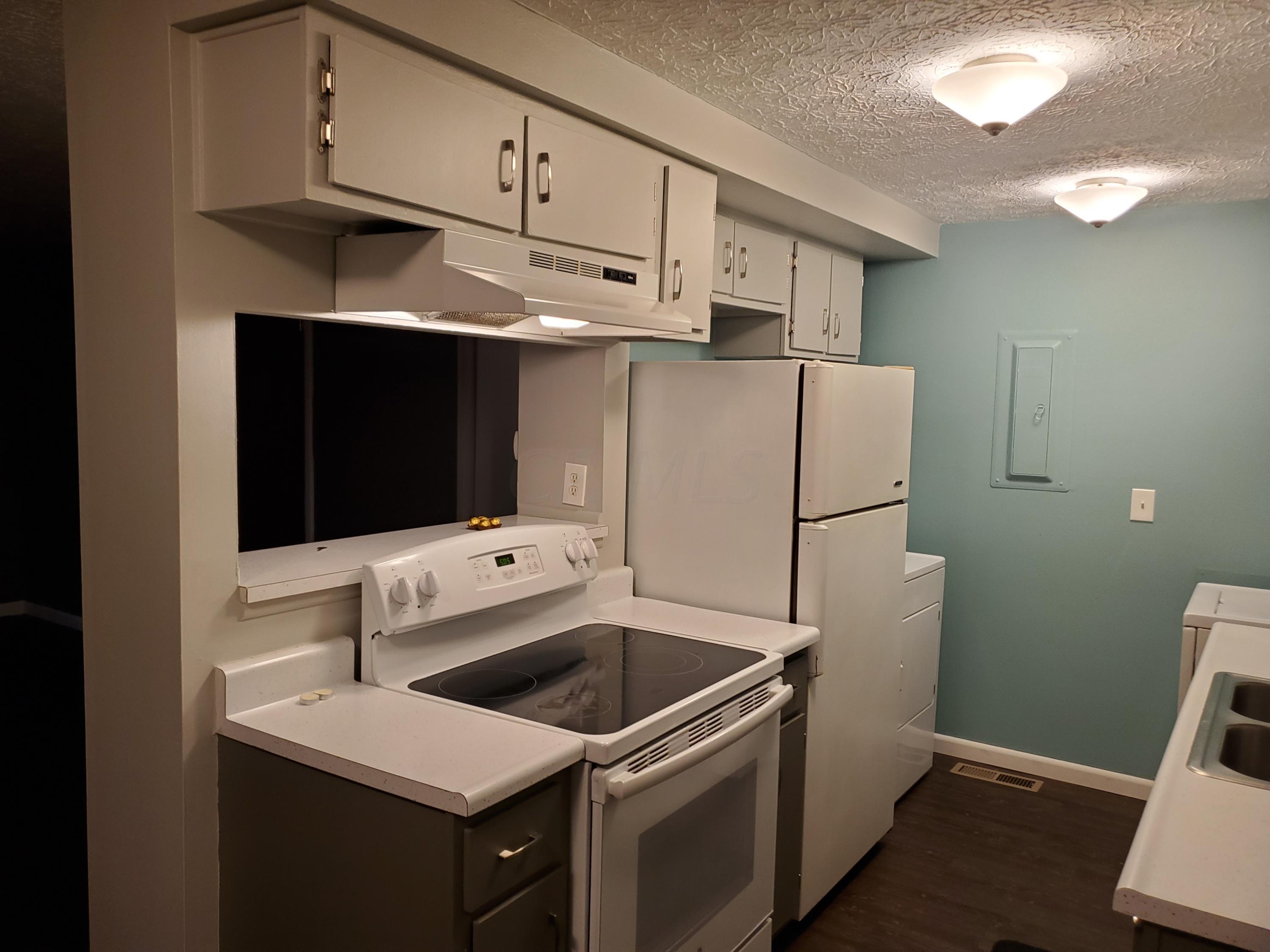659 Cherry Ridge Road, Unit A Columbus, OH 43228 - Photo 6 of 13 Gallery Image 6
