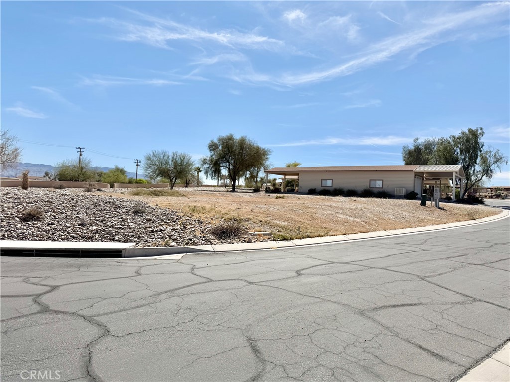 12600 Havasu Lake Road, Unit 66 Needles, CA 92363 - Photo 3 of 9 Gallery Image 3
