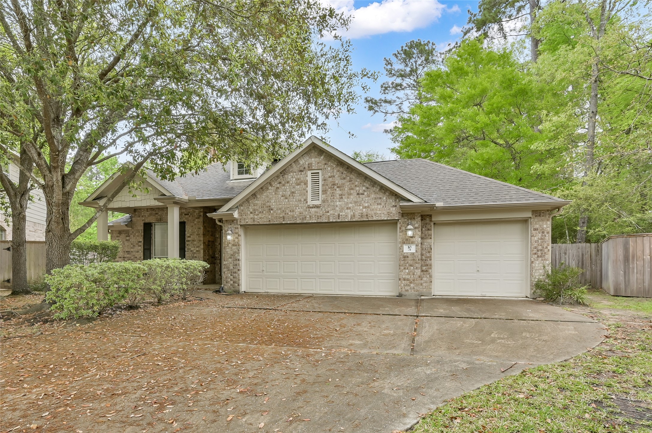 10 Barker Ridge Court Spring, TX 77382 - Photo 2 of 30