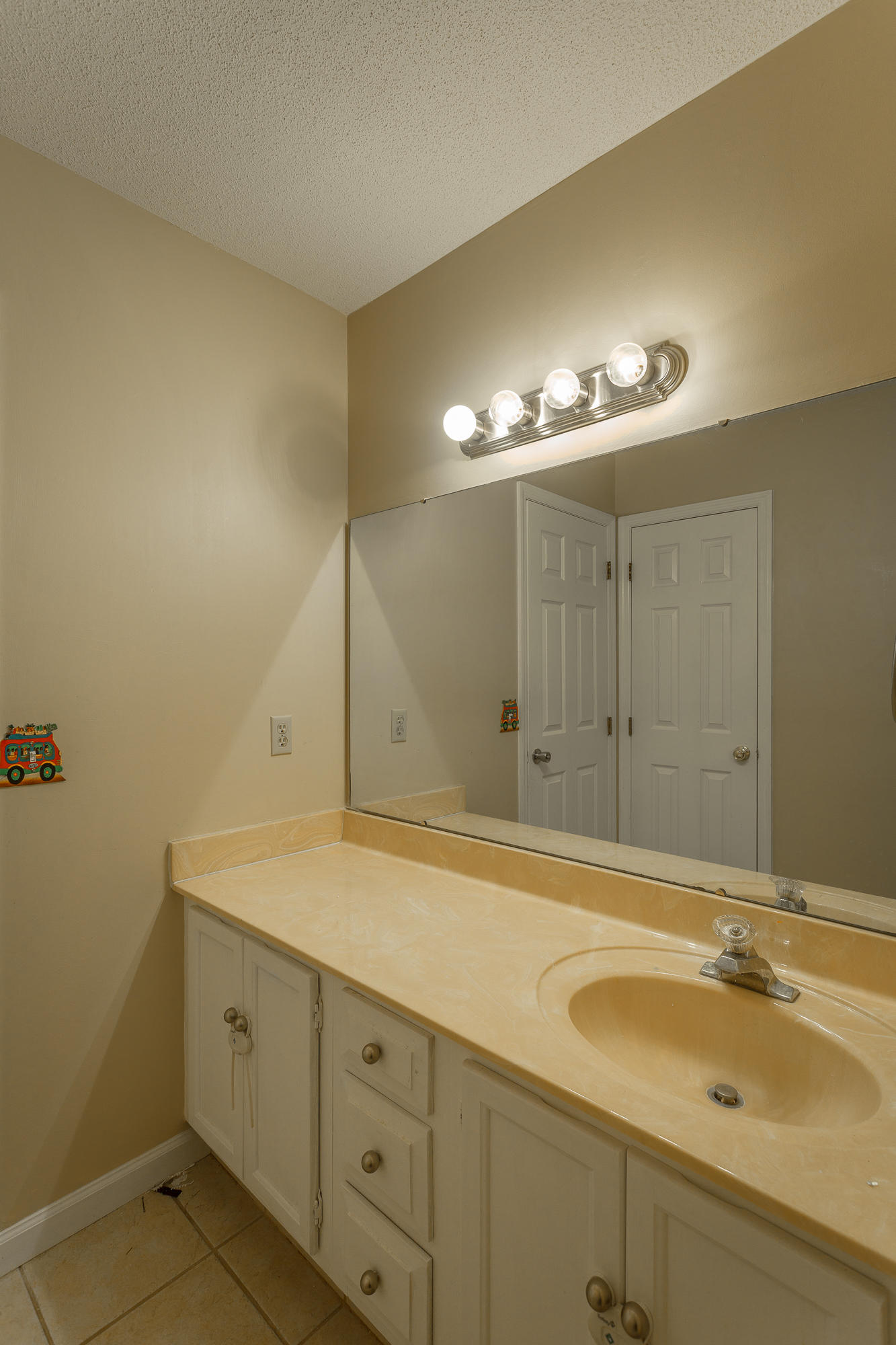 1810 Hidden Harbor Road Hixson, TN 37343 - Photo 33 of 46 1810 Hidden Harbor Drive-32