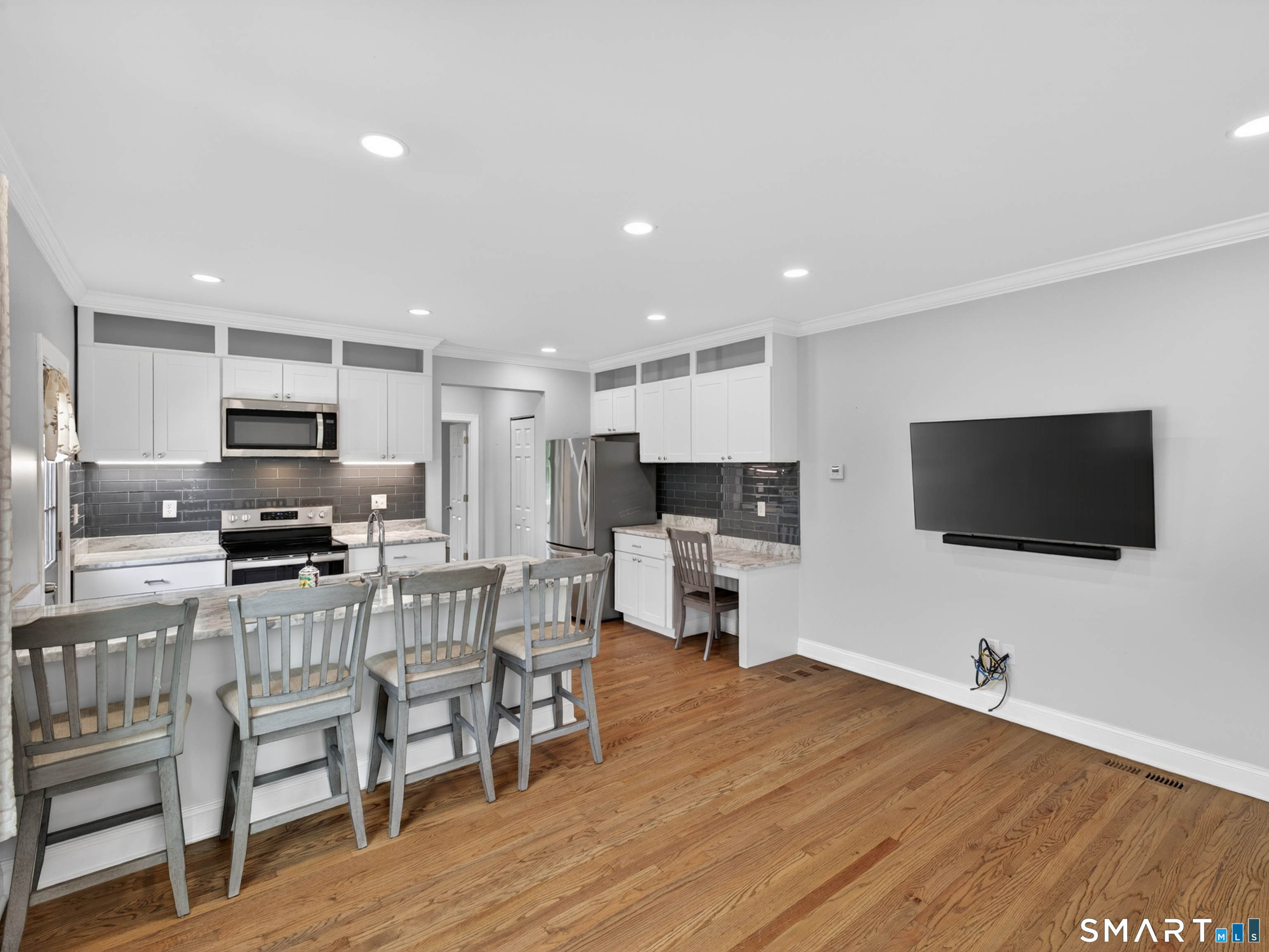 6 Harbor Parkway Clinton, CT 06413 - Photo 17 of 35
