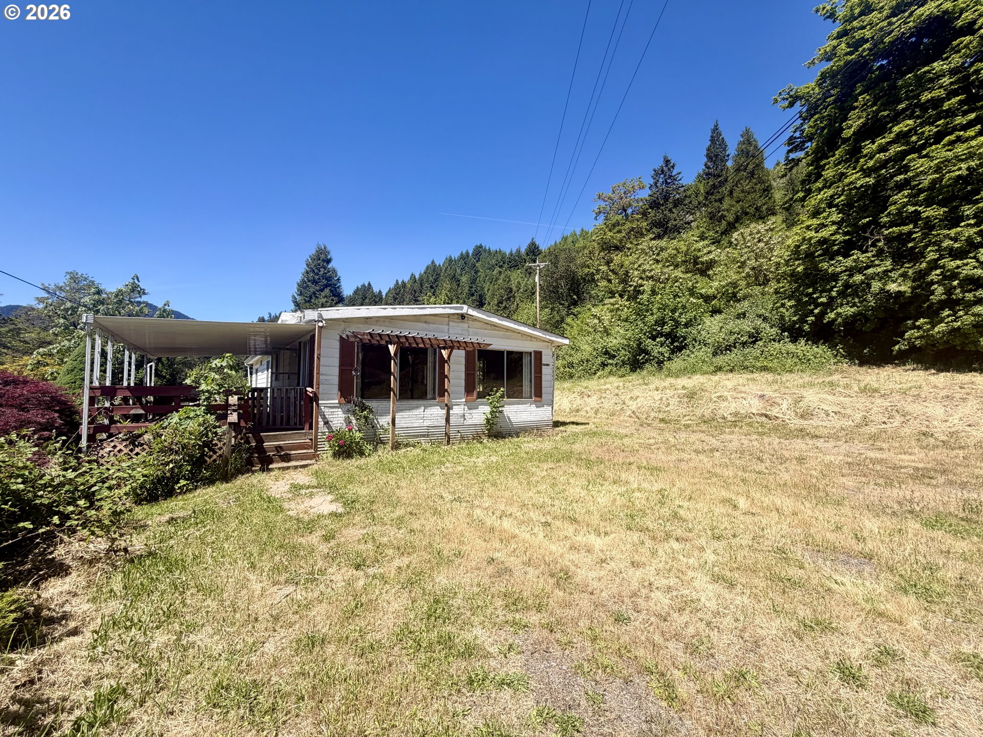 76582 Davis Road Oakridge, OR 97463 - Photo 3 of 21