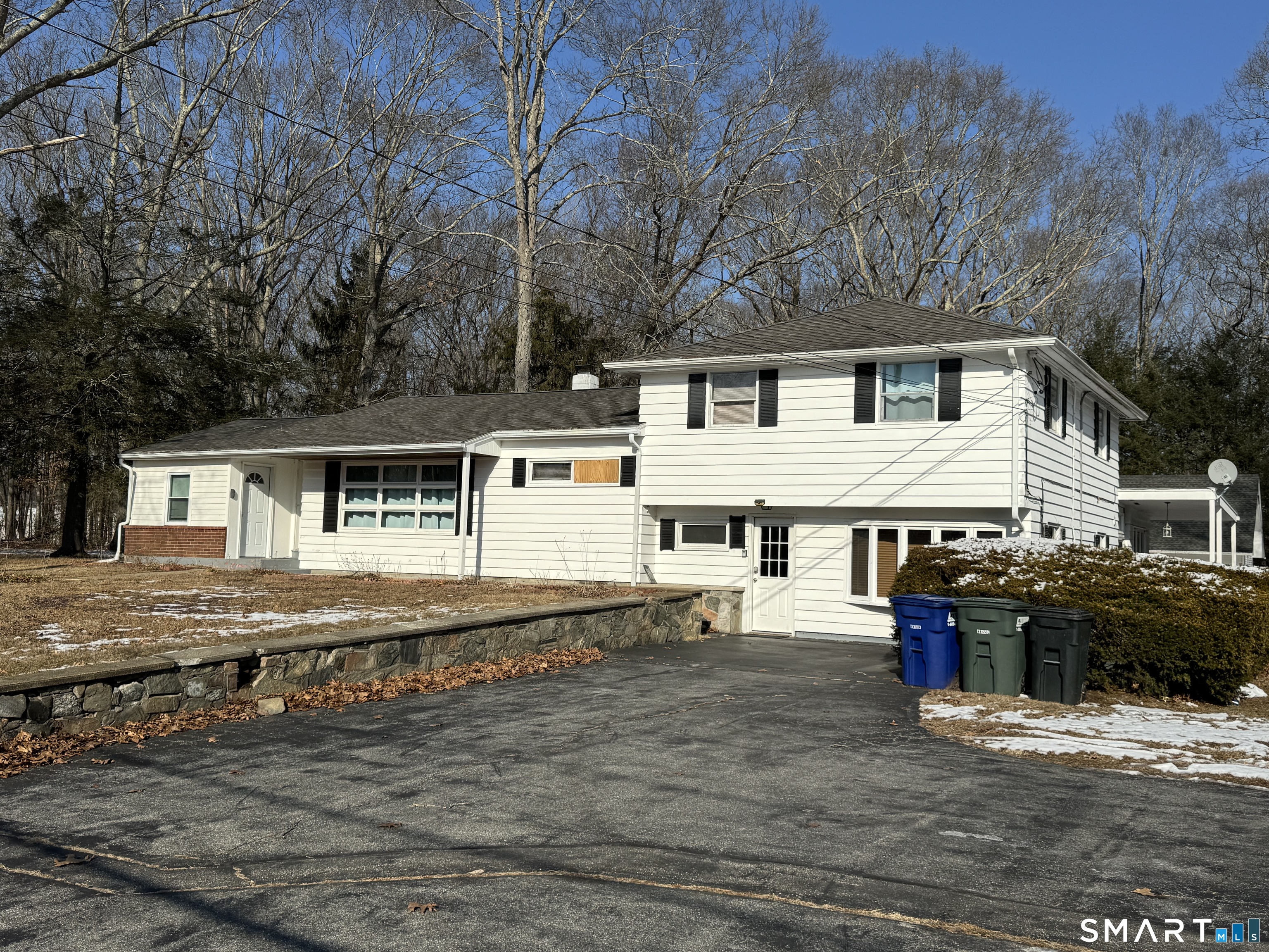 381 Highway 2 Preston, CT 06365 - Photo 4 of 31