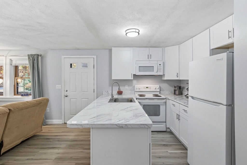 35 Ashumet Road, Unit 14A Mashpee, MA 02649 - Photo 7 of 25