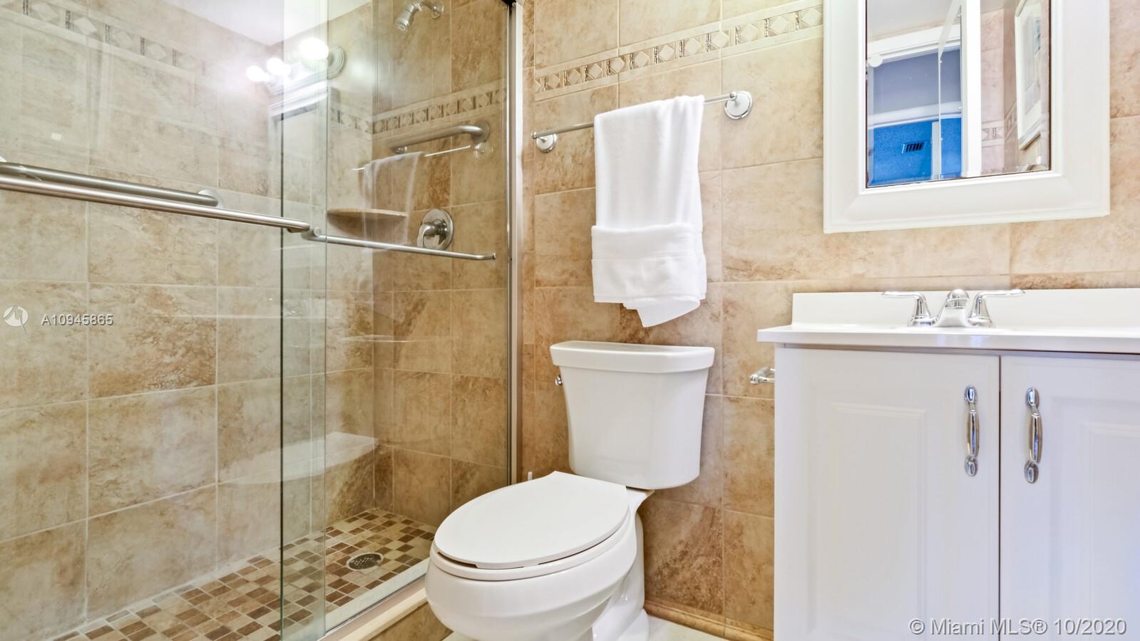 1985 Southwest Palm City Road, Unit H Stuart, FL 34994 - Photo 12 of 15 Gallery Image 12