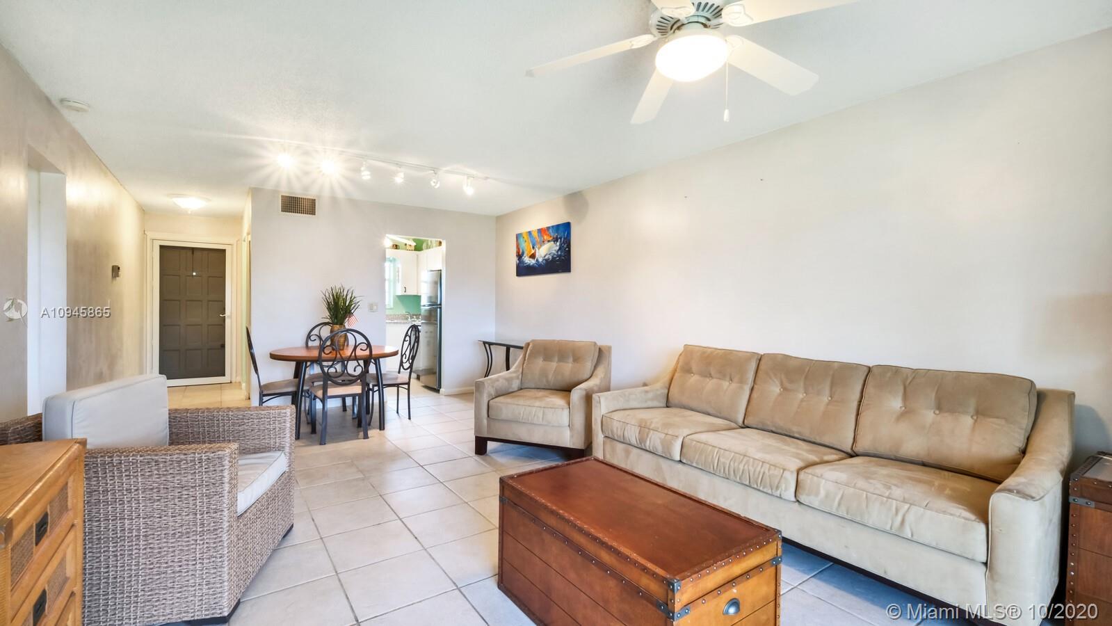 1985 Southwest Palm City Road, Unit H Stuart, FL 34994 - Photo 8 of 15 Gallery Image 8