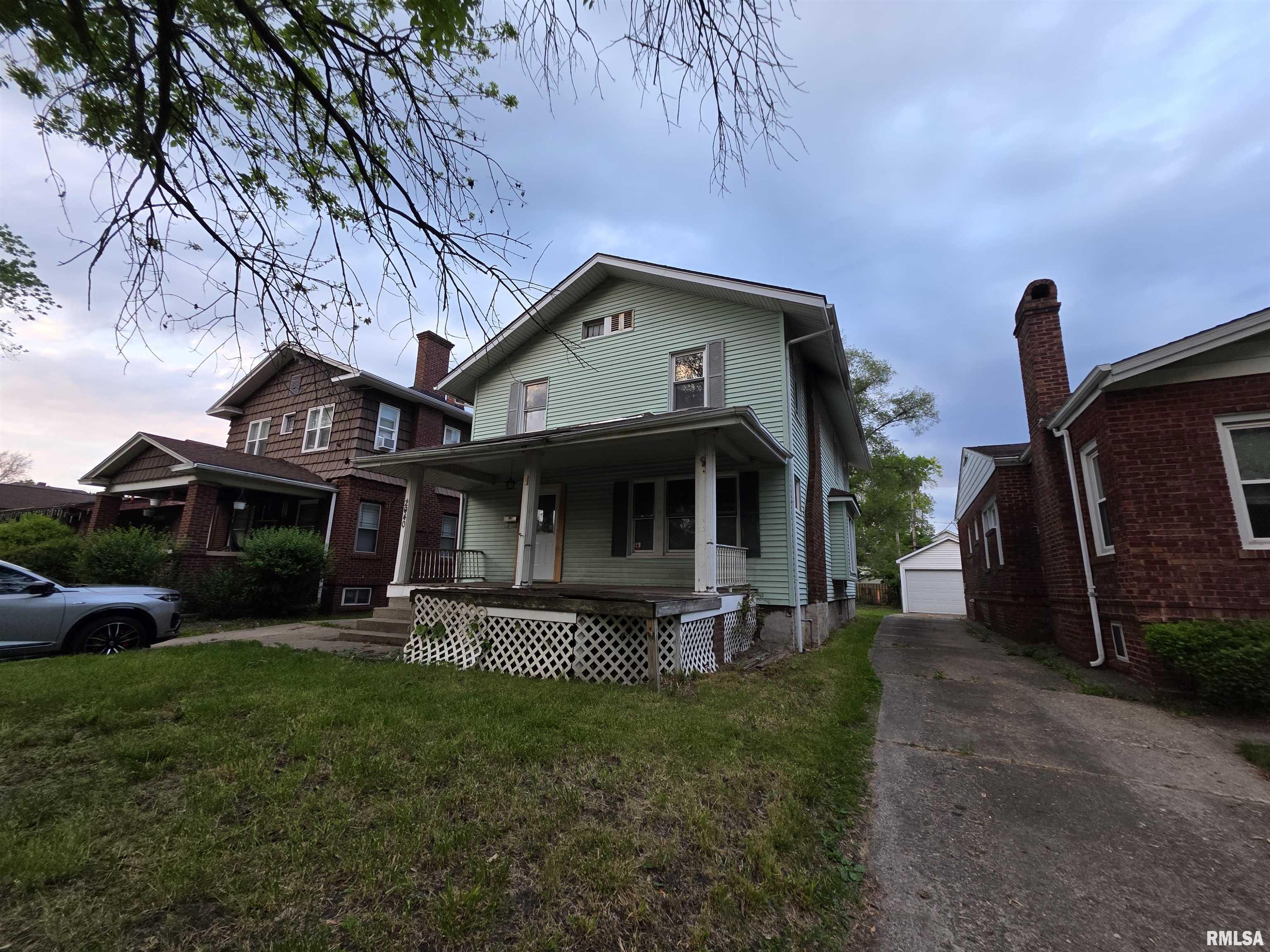 2040 South 5th Street Springfield, IL 62703 - Photo 2 of 28