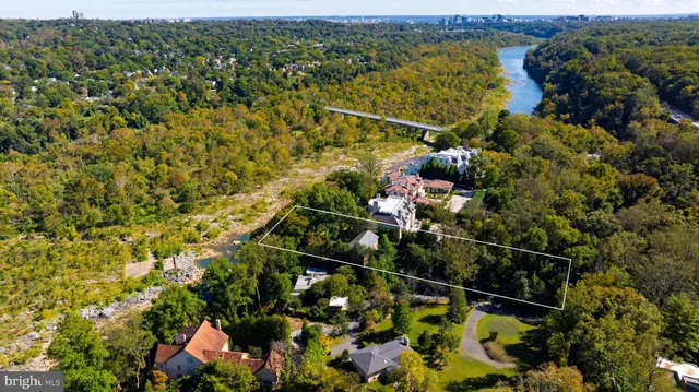 $27,500 | 221 Chain Bridge Road, McLean, VA 22101