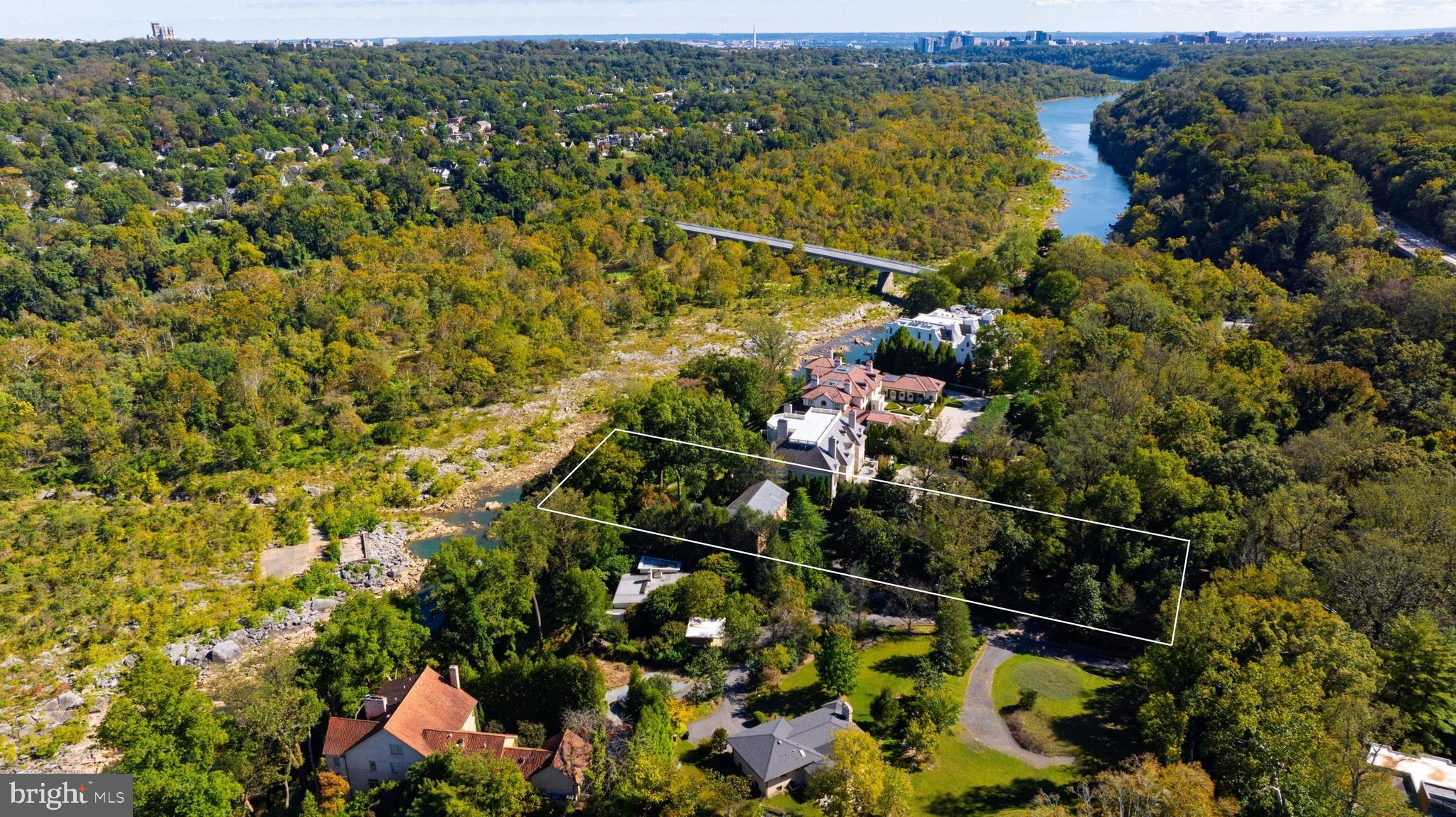 221 Chain Bridge Road McLean, VA 22101 - Photo 2 of 18