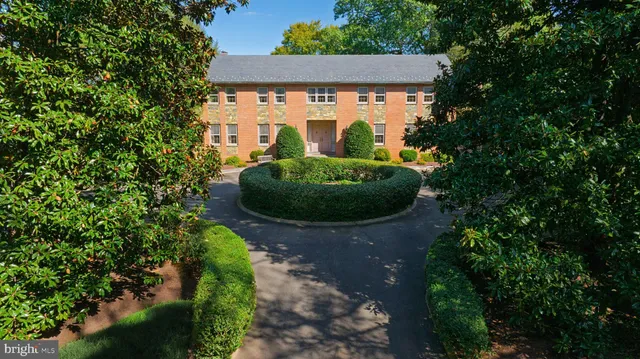 $27,500 | 221 Chain Bridge Road, McLean, VA 22101