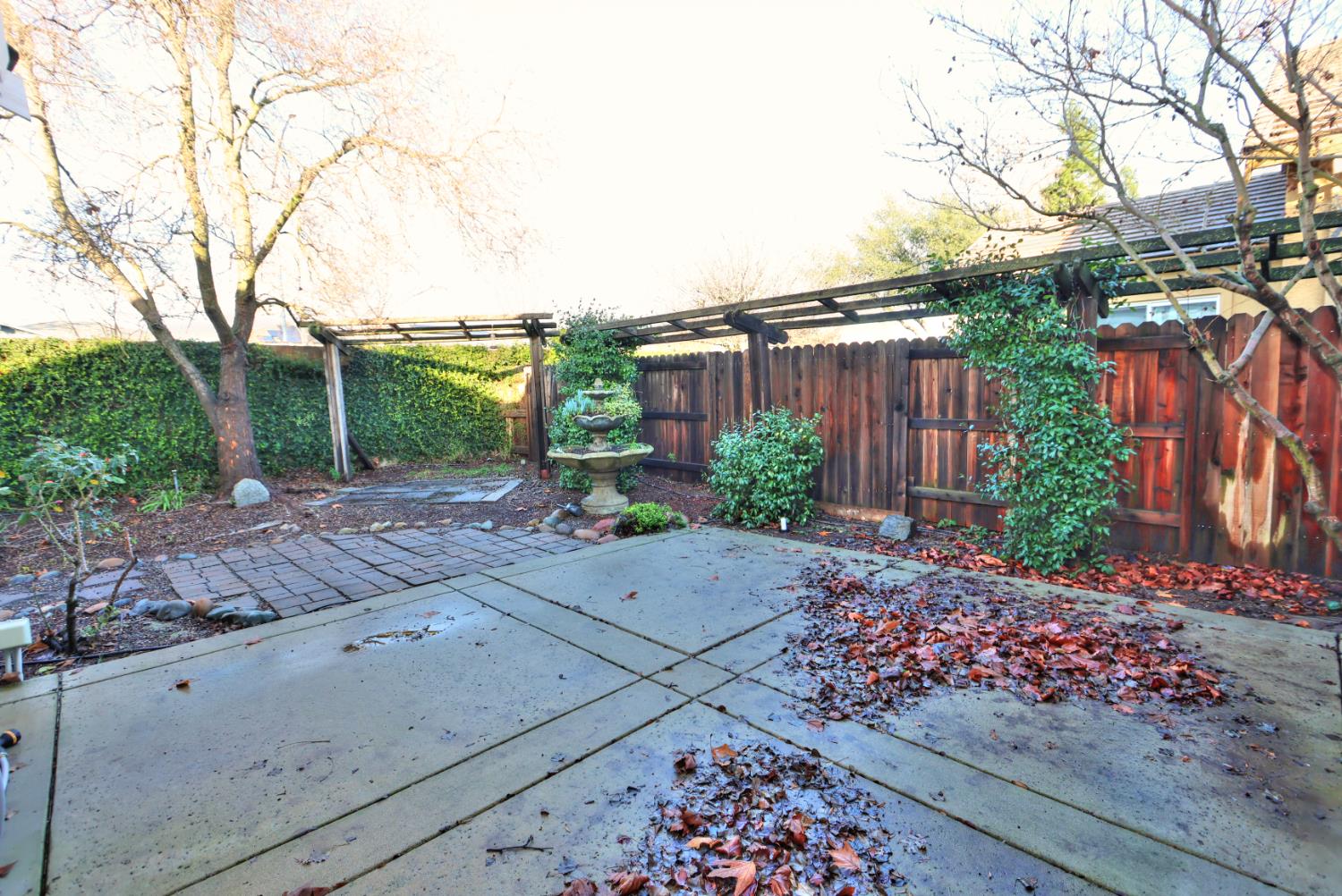 331 Unity Circle Sacramento, CA 95833 - Photo 67 of 77 a view of a backyard