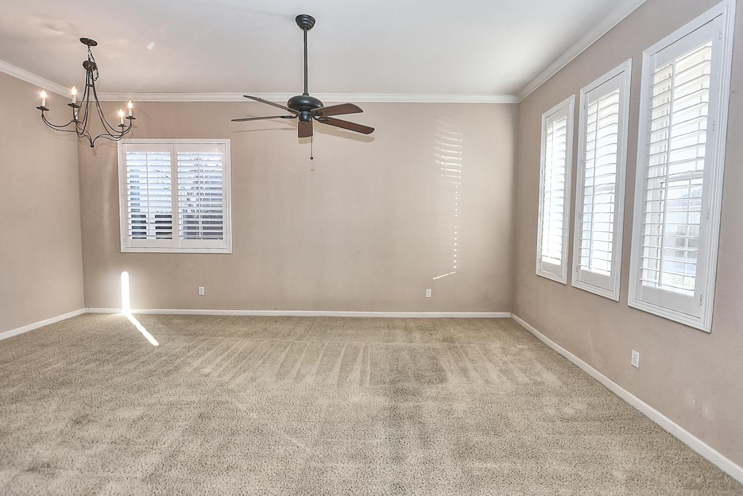 331 Unity Circle Sacramento, CA 95833 - Photo 8 of 77