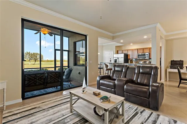 $2,150 | 7121 River Hammock Drive, Unit 102, Bradenton, FL 34212