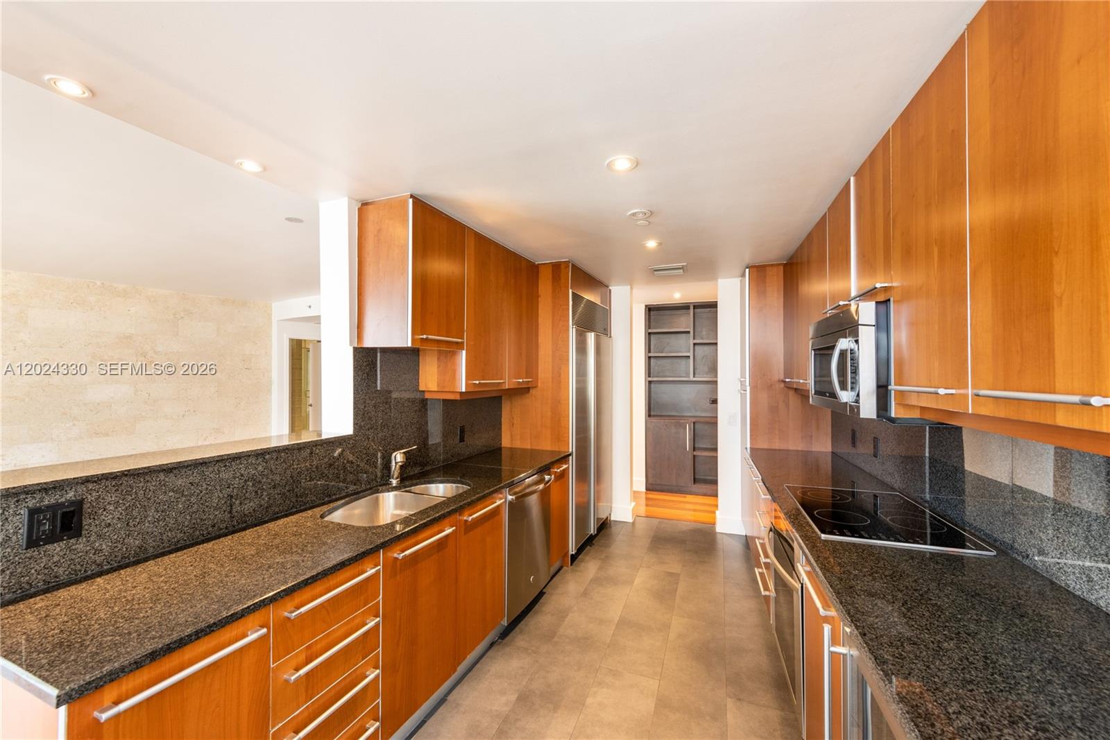 901 Brickell Key Boulevard, Unit 2006 Miami, FL 33131 - Photo 15 of 41 Italian Kitchen