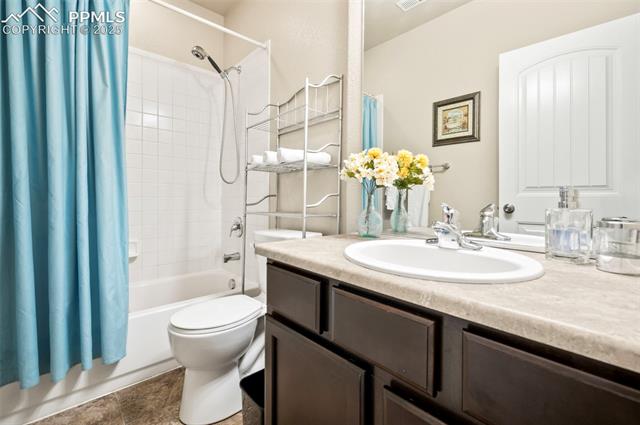 7692 Wichita Ridge Point Colorado Springs, CO 80923 - Photo 14 of 29 Main Level