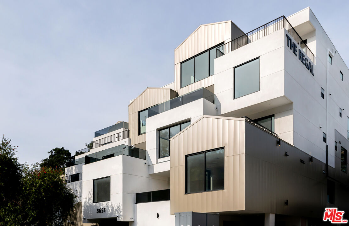 3649 Regal Place, Unit 503 Los Angeles, CA 90068 - Photo 40 of 40 a view of a building with a street