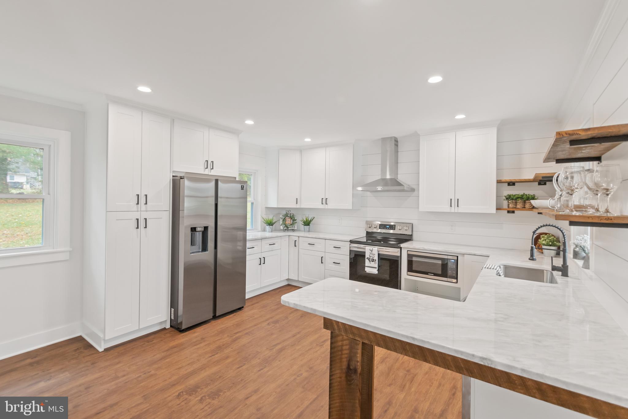 3950 Gamber Road Finksburg, MD 21048 - Photo 3 of 37 Custom kitchen