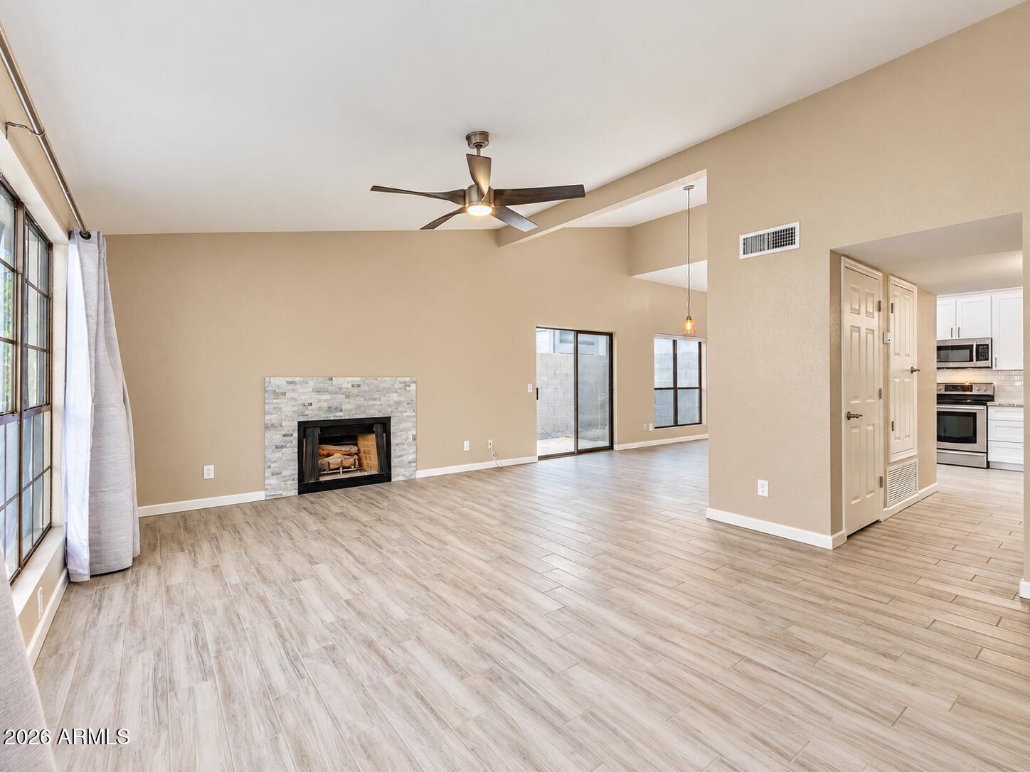4223 East Agave Road Phoenix, AZ 85044 - Photo 4 of 25 05 Agave