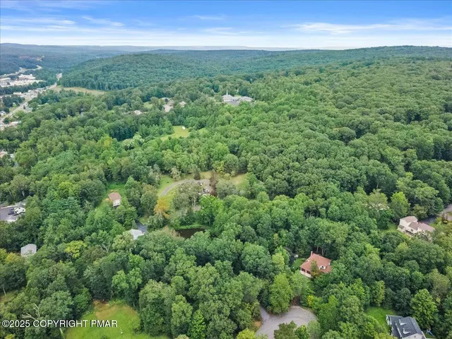 $440,500 | 125 Talon Drive, Tannersville, PA 18372