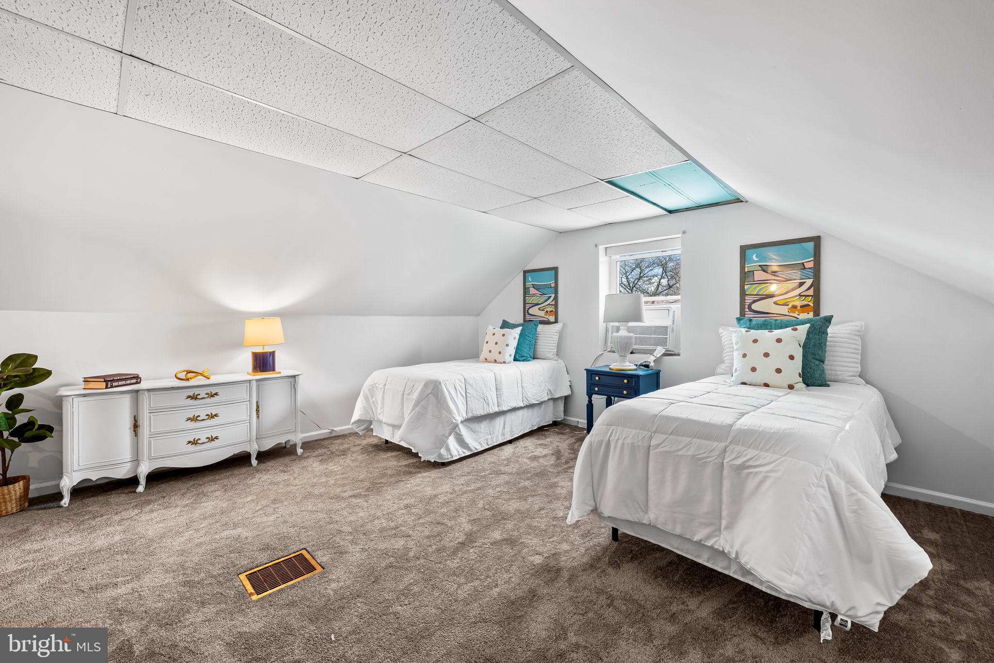 440 Cleveland Road Linthicum Heights, MD 21090 - Photo 20 of 28 a bedroom with two beds and painted room