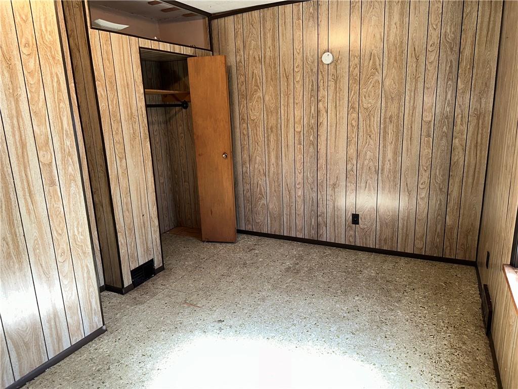 1423 Maratta Road Aliquippa, PA 15001 - Photo 17 of 22 a view of a garage with wooden floor