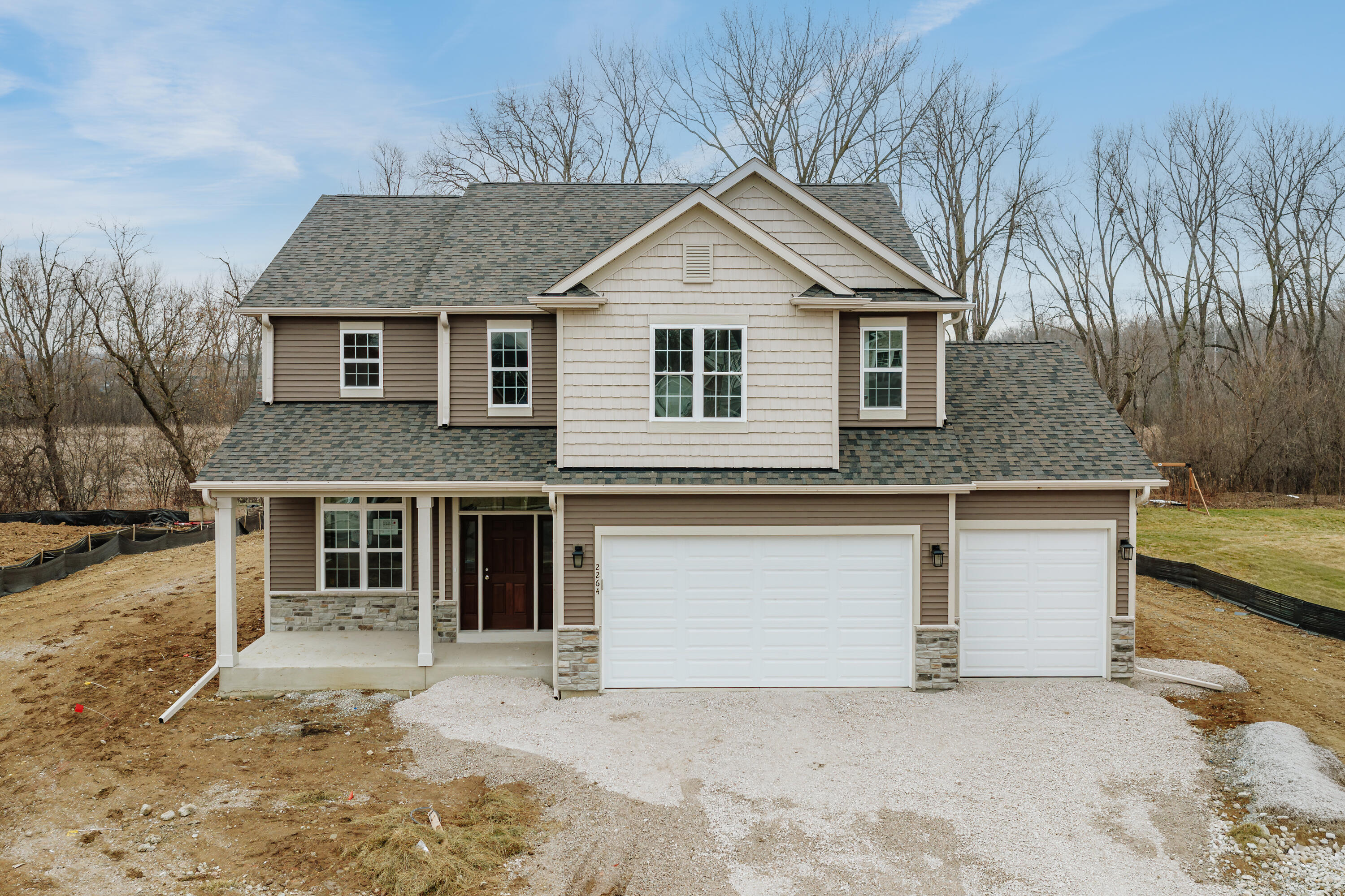 2264 Ravenswood Rd-1