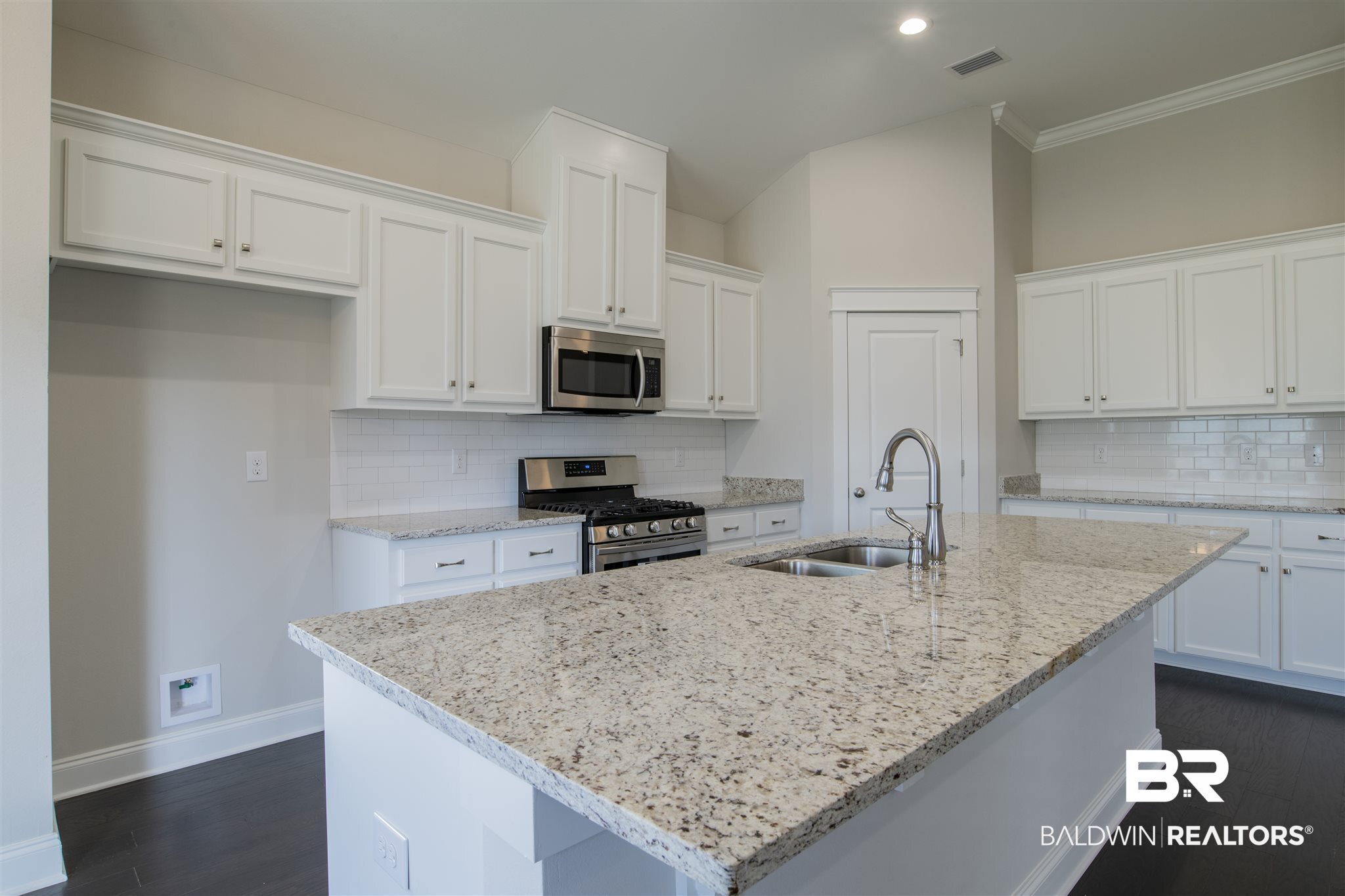 12631 Squirrel Drive Daphne, AL 36527 - Photo 10 of 37