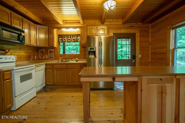 $546,000 | 308 Black Mash Hollow Road, Townsend, TN 37882