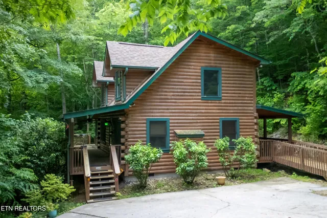 $546,000 | 308 Black Mash Hollow Road, Townsend, TN 37882